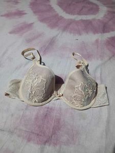 Lace Detail Underwire Bra