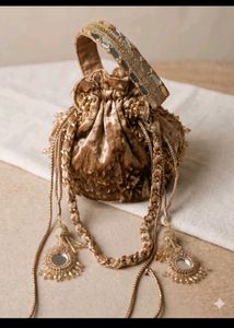 Jo Malone Embellished Velvet Potli