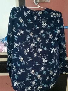 Long Sleeves Floral Print Top
