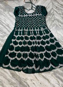 Elegant Green Embroidered Kurta Set