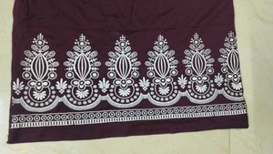 EMBROIDERED T-SHIRT