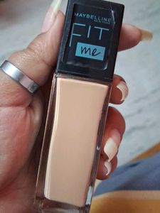 Maybelline FitMeFoundation