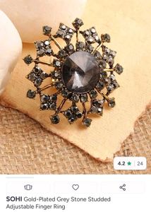 SOHI Gold-Plated Grey Stone Ring