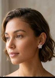 Sparkling Flower Stud Earrings
