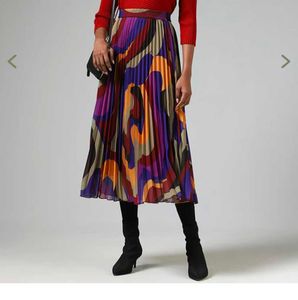 westside - Vibrant abstract Pleated Midi Skirt