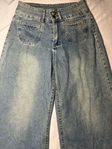 Wide Leg Light Wash Jeans
