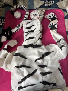 White Tiger costume fancy dress competition-6-