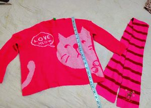 Very Beautiful Light WarmWinter Top With Cute Scaf
