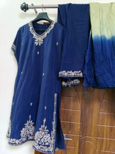 Embroidered Blue kurta with parallel