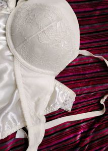 Elegant White Lingerie Set