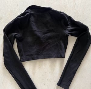 Polo Full Sleeves Crop Top🖤