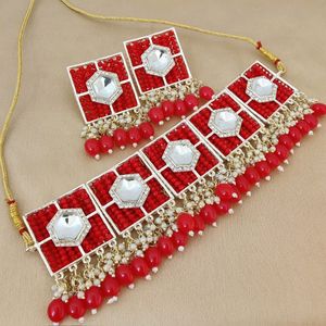 Pearl Chocker Sett No Offer Plz