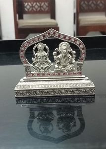 Pure Silver Lakshmi Ganesh Murti (wt:23.700g)