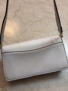 Stylish White Shoulder Bag