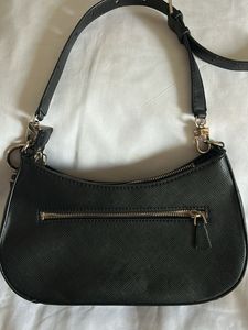 Guess Black Shoulder Handbag