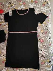 Black bodycon dress