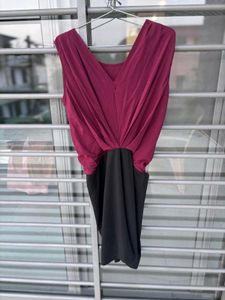 Chic Maroon &amp; Black Sleeveless Dress