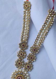 Elegant Pearl and Stone Necklace Set. for all God