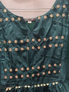 Festive Green Embellished Kurta Set