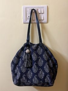 Anouk Hobo printed Handbag