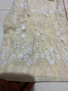 a very cute long top for xxs girlie
