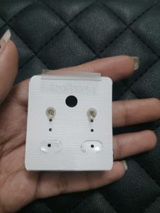 set of 3 earrings and 1 freebie too