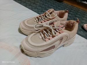 Not Much Flaws Pink Sport Shoe