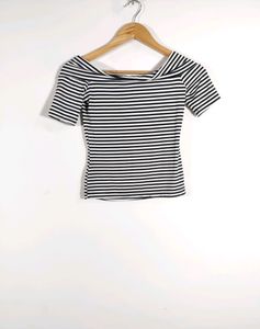 H&amp;M Black &amp; White Strips Top