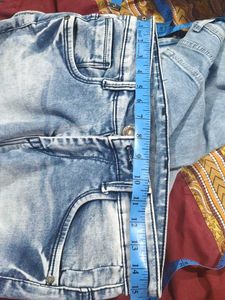 Men's Light Wash Denim Jeans