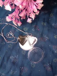 Couples Photo Chain
