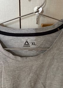 Reebok Grey Graphic T-Shirt
