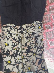 Floral Print Jumpsuit with Zipper