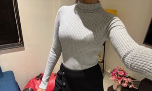 BERSHKA Grey Ribbed Turtleneck Sweater