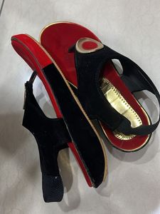 Beautiful Party Wear Sandals