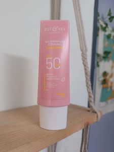 DOT AND KEY SPF 50 SUNSCREEN