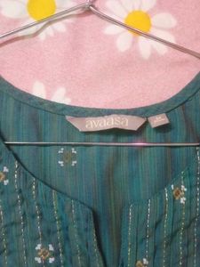 Avaasa Teal Kurta in size M