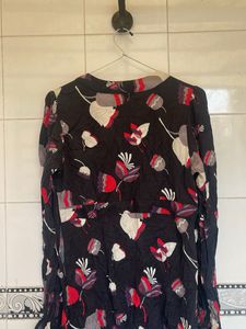Chic Black Floral Print Mini Dress
