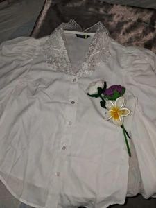 Elegant White Lace Collar Blouse
