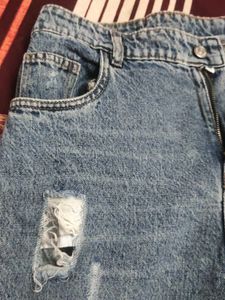 Distressed Wide Leg Jeans combo