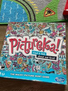 Pictureka! The Wacky Picture Hunt Game