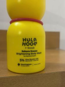 Foxtale HULAHOP Sakura Season Body Wash