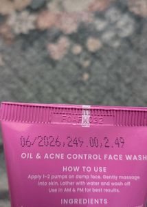 combo of foxtale face wash and moisturizer