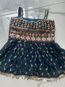 Elegant Teal Kurta Set with Intricate Embroidery