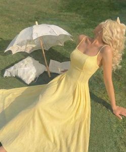 Savana Butter Yellow Coquette Midi Dress