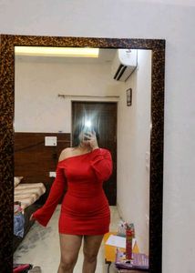 Elegant Red One-Shoulder Ruched Dress