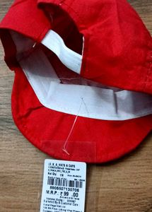 Adorable Baby Cap with Giraffe Design