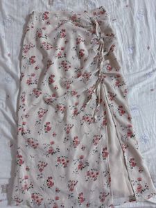 Chic Floral Print Midi Skirt