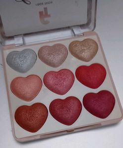 Heart-Shaped Blush Palette