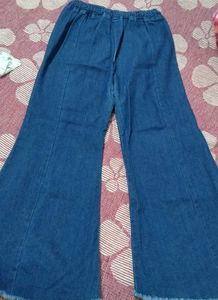 ⚠️combo offer,Flared Jeans &amp; Twist Top Set