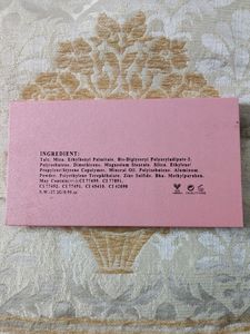 KOI EYE SHADOW Palette